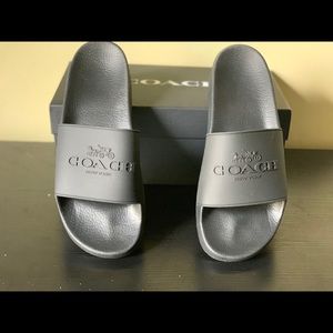 COACH Slides  (COACH FG3708)